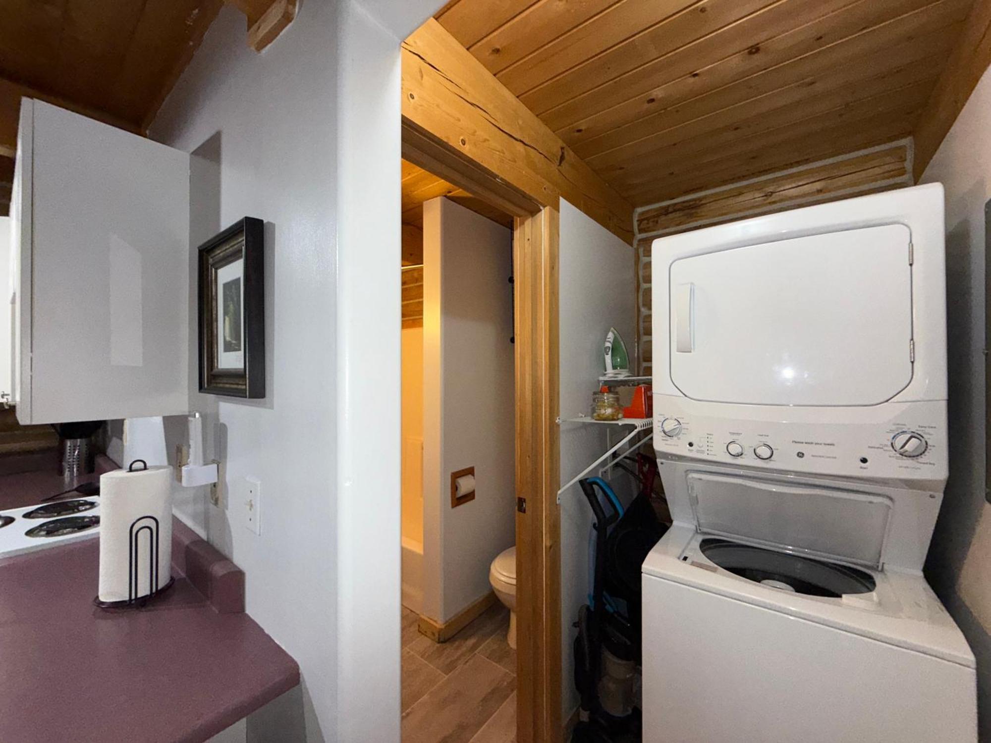 Talkeetna Log Cabin With Hot Tub Unit 2 Екстериор снимка